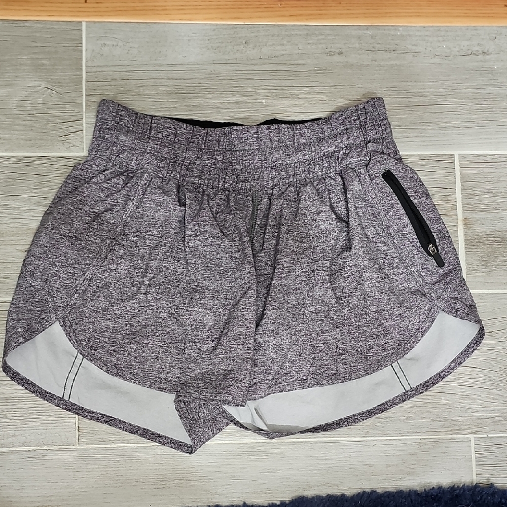 Lululemon Athletica Gray Athletic Shorts with Elastic Waistband